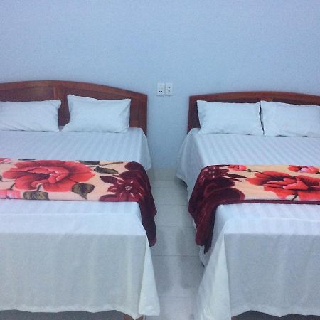 Y Bon Hotel Фан Тиет Екстериор снимка
